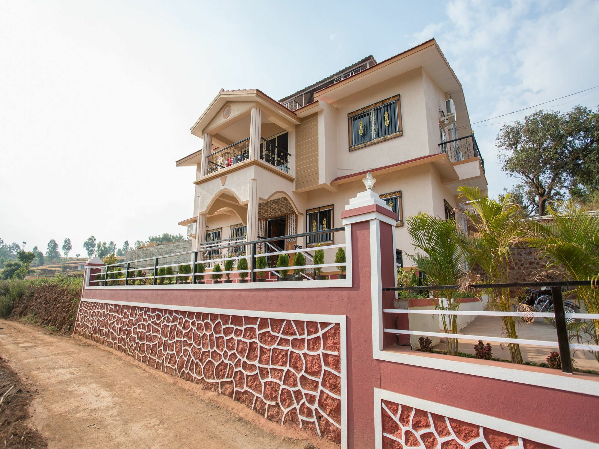 Shivanya Palace Mahābaleshwar Buitenkant foto